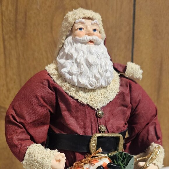 Vintage Fabric Mache 10" Santa Claus Figure Holding Bag of Toys Great Condition - Picture 5 of 16